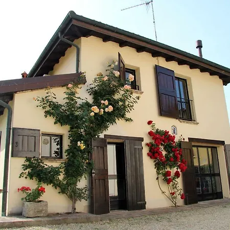 La Casina, Immersa Nel Verde In Centro Storico Apartment *
