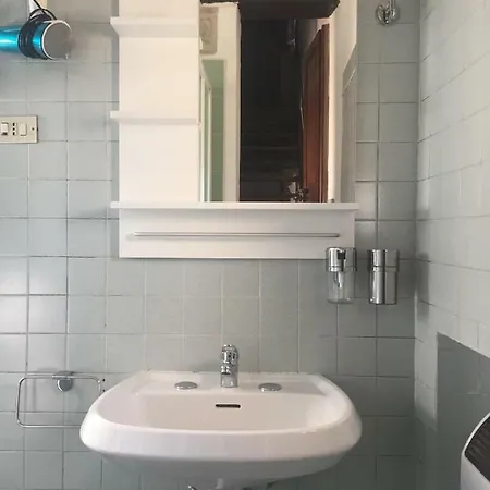 La Casina, Immersa Nel Verde In Centro Storico